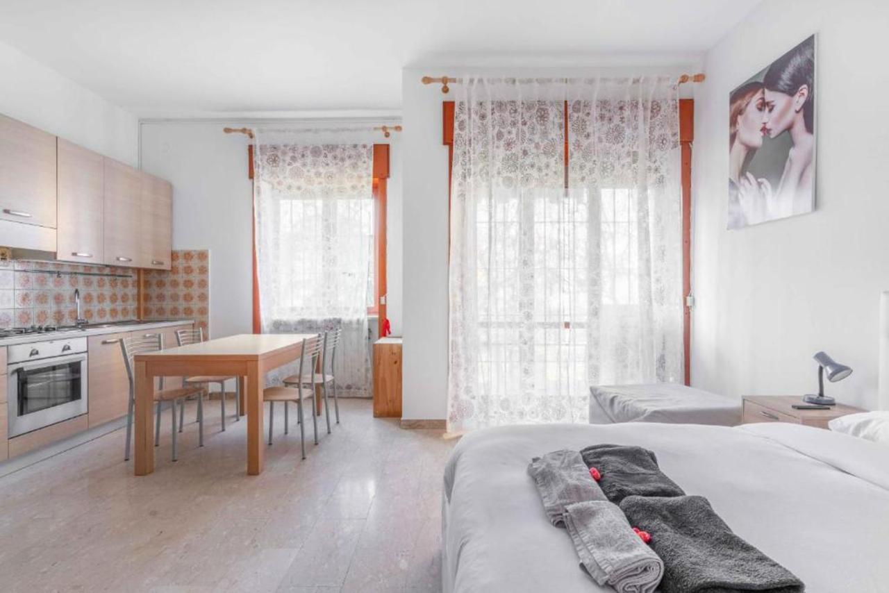 Ferienwohnung Moncler House Navigli Mailand Exterior foto